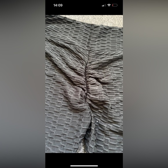 Bum scrunch leggings bundle - Picture 6 of 11